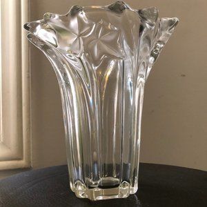 Mikasa Accents Mikasa Parisian Crystal Vase Ivy Swirl Vase